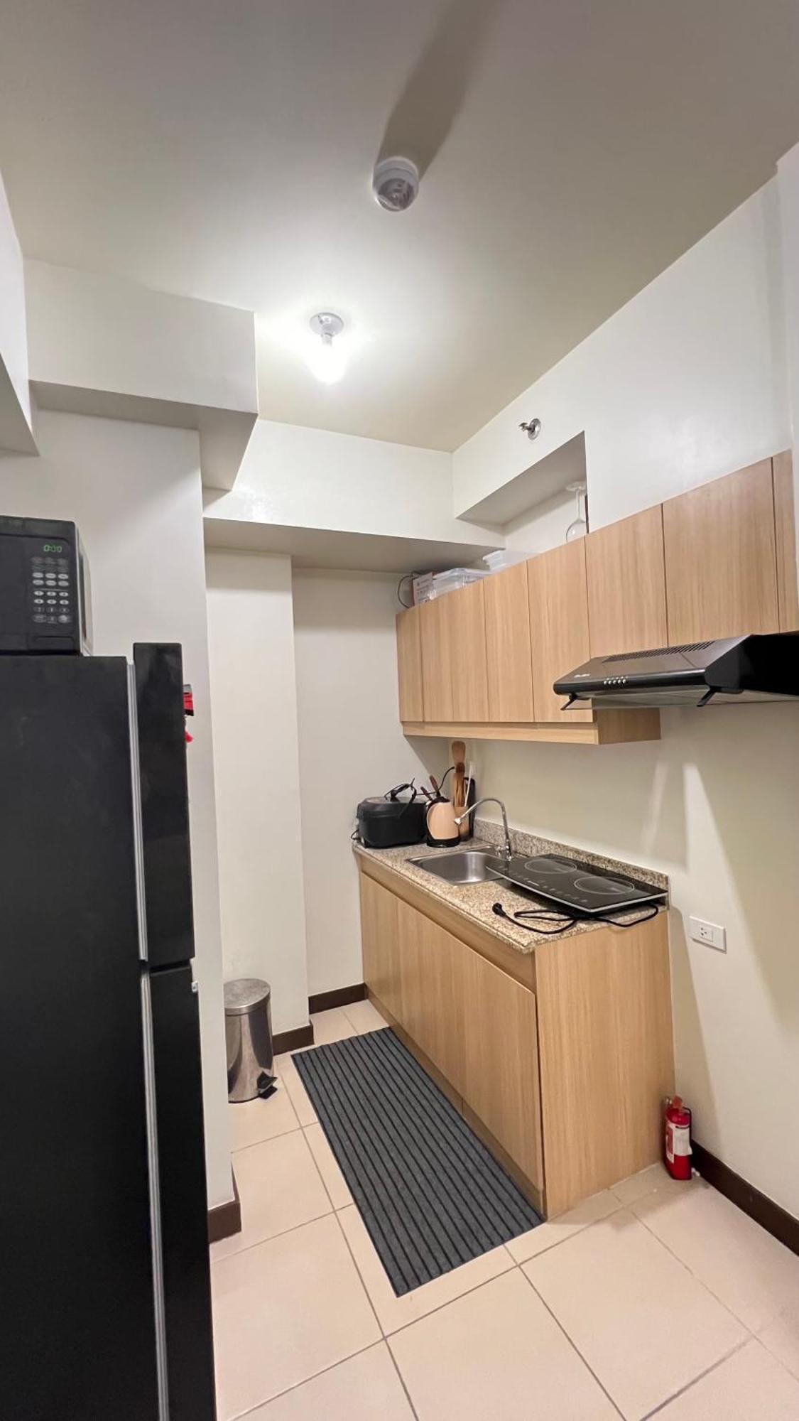 Brixton Place, Weston Tower 마닐라 외부 사진